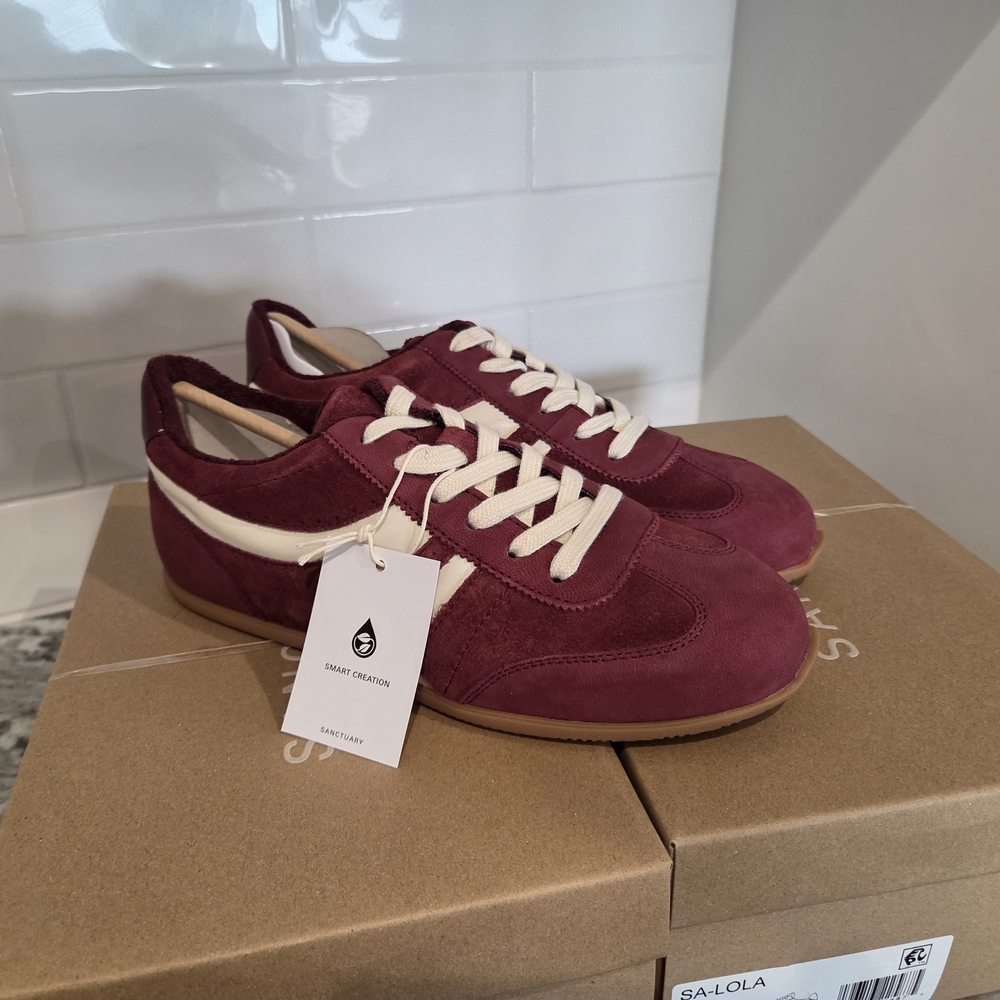 NIB Sanctuary Lola Sneakers Crimson and Natural